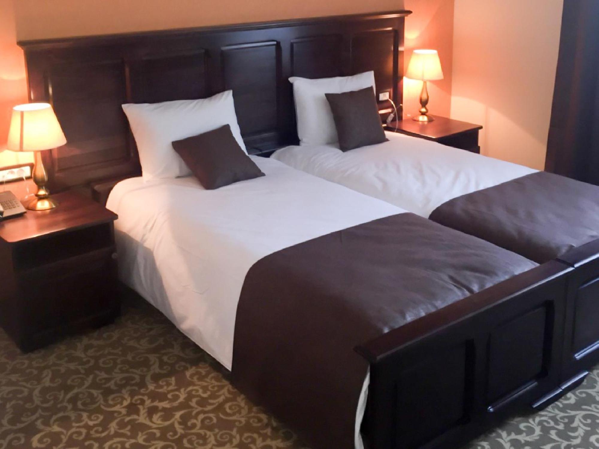 Laura Holiday Hotel Brăila Стая снимка